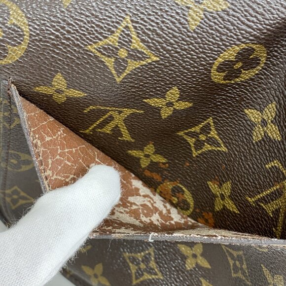 LOUIS VUITTON Brown Monogram Shoulder Bag - Picture 11 of 15